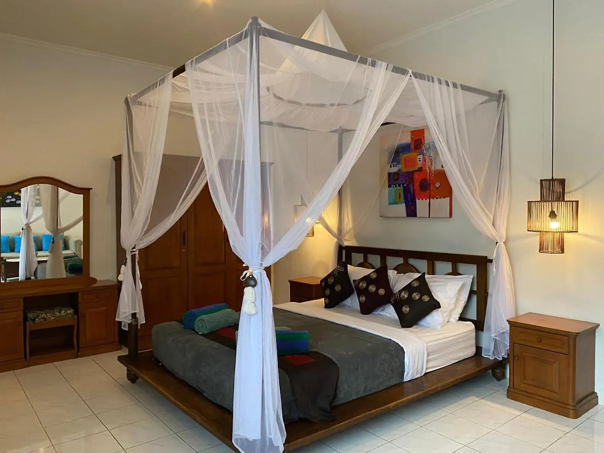 Villa Cantik Kuta Regency