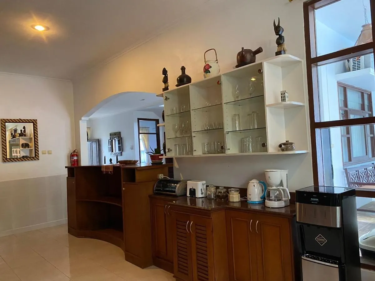 Villa Cantik Kuta Regency